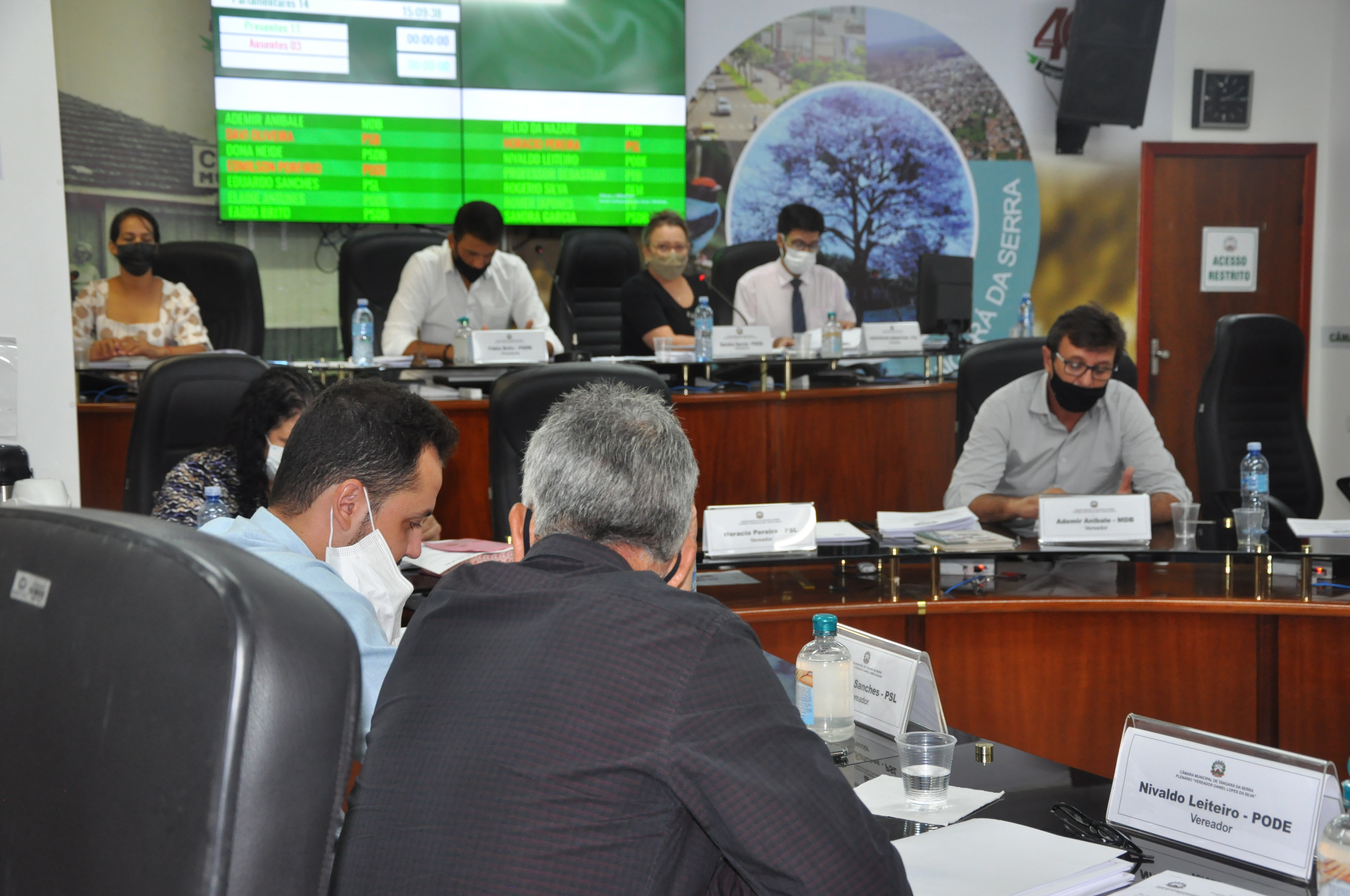 Aprovado reajuste salarial de 4,44% para servidores municipais do grupo ‘Ocupacional l’ 