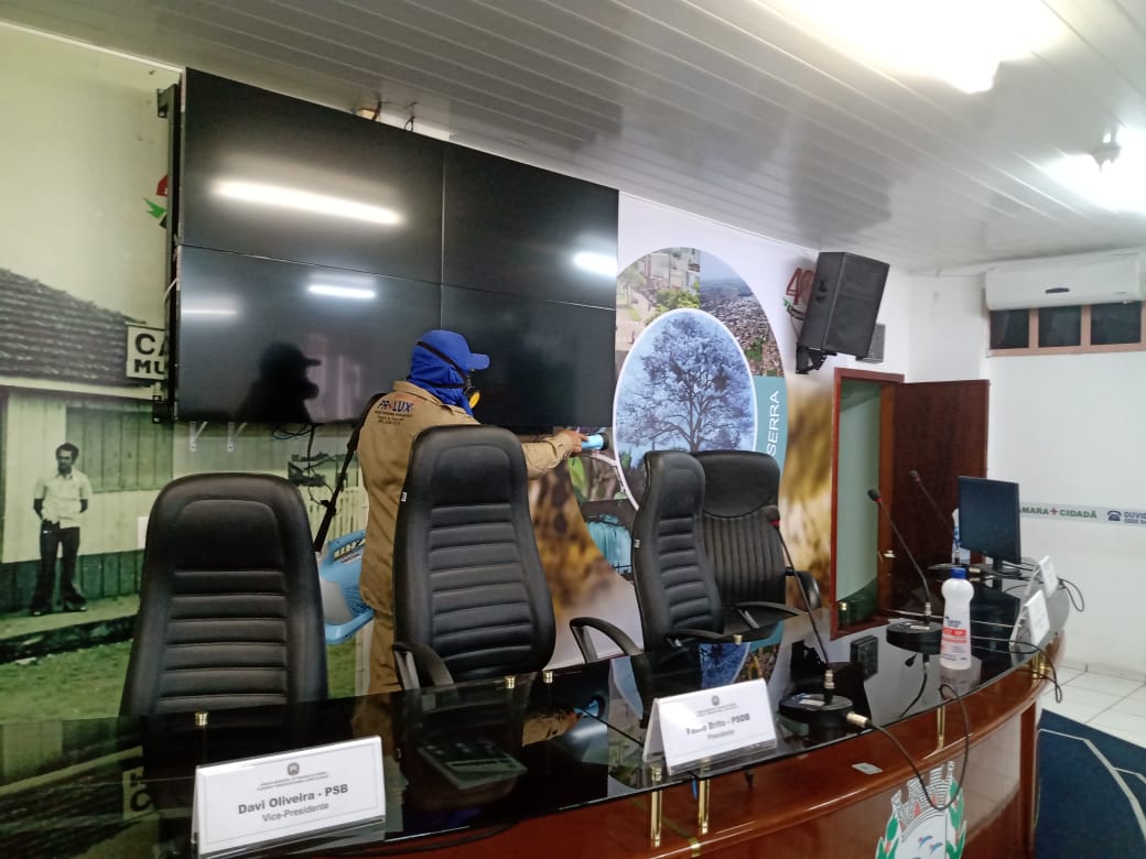 Covid-19: Câmara passa por sanitização nesta sexta (04), e expediente será suspenso