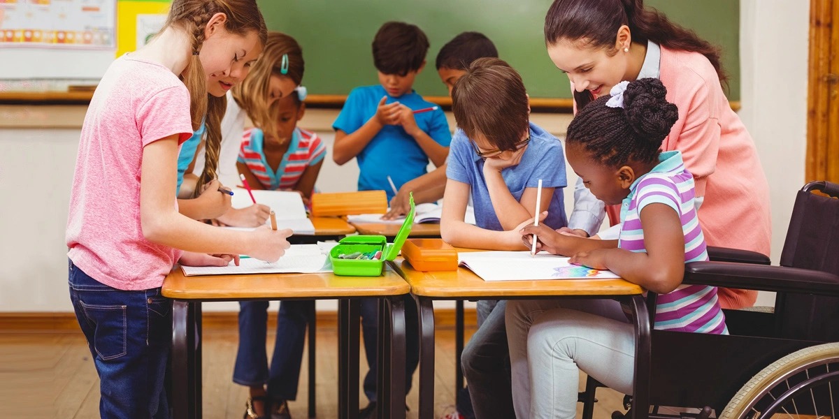 Aprovado PL que institui Dia Municipal do Profissional de AEE e ADI