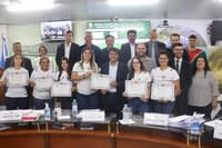 Câmara homenageia equipe de Futsal Feminino com Moção de Aplausos