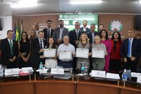 Dirigentes da Associação Nosso Lar Casa do Idoso, são homenageados 
