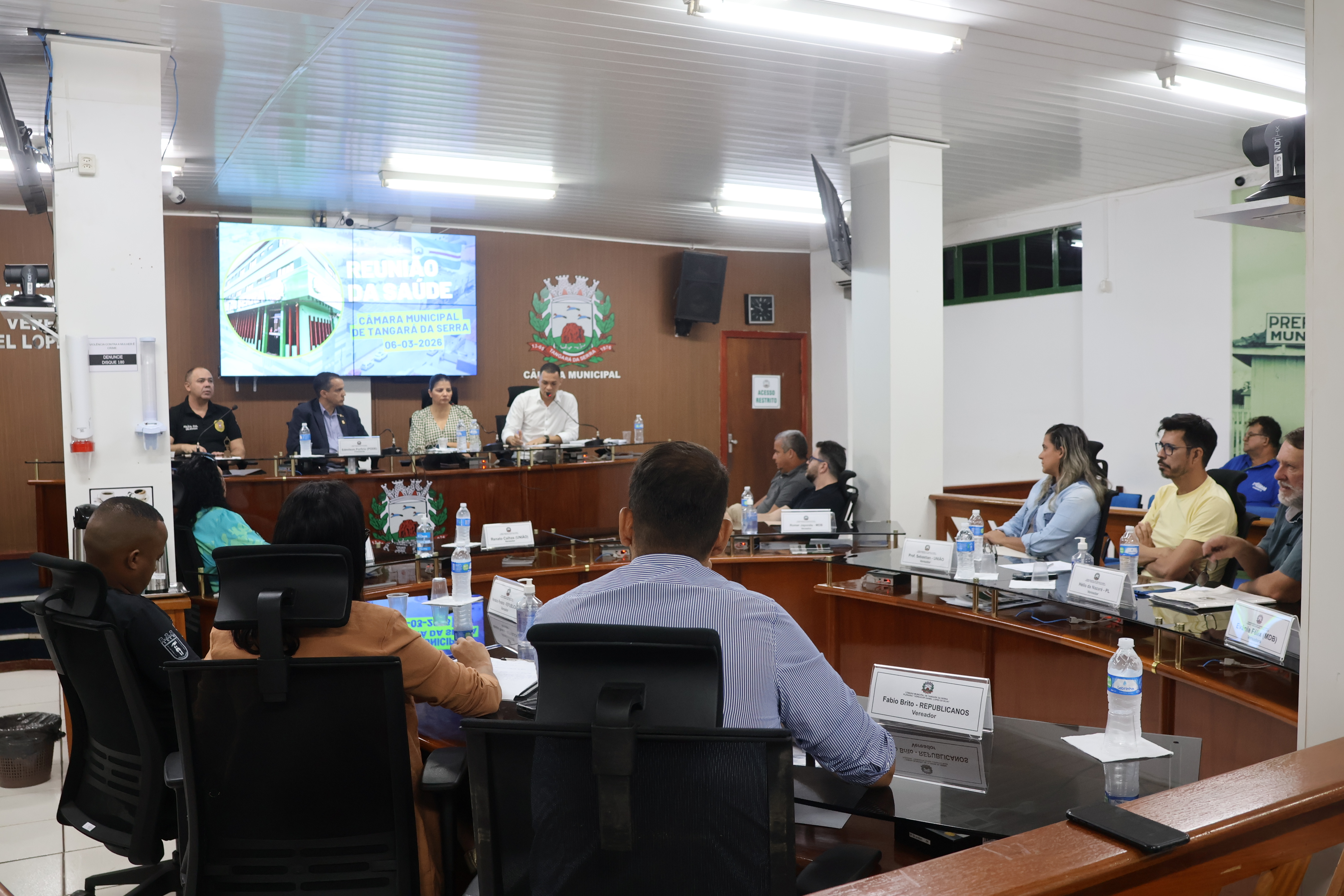 Em ação fiscalizadora, Câmara reúne autoridades para esclarecimentos sobre exames laboratoriais