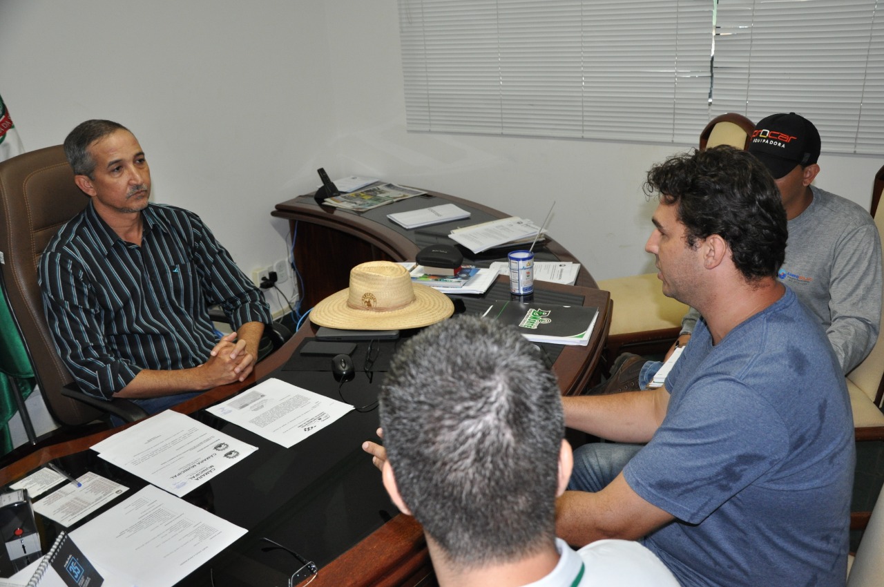 Câmara Municipal pretende adotar energia solar