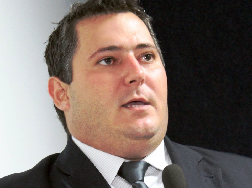 Claudinho Frare defende instalação de biodigestores em creches e escolas municipais