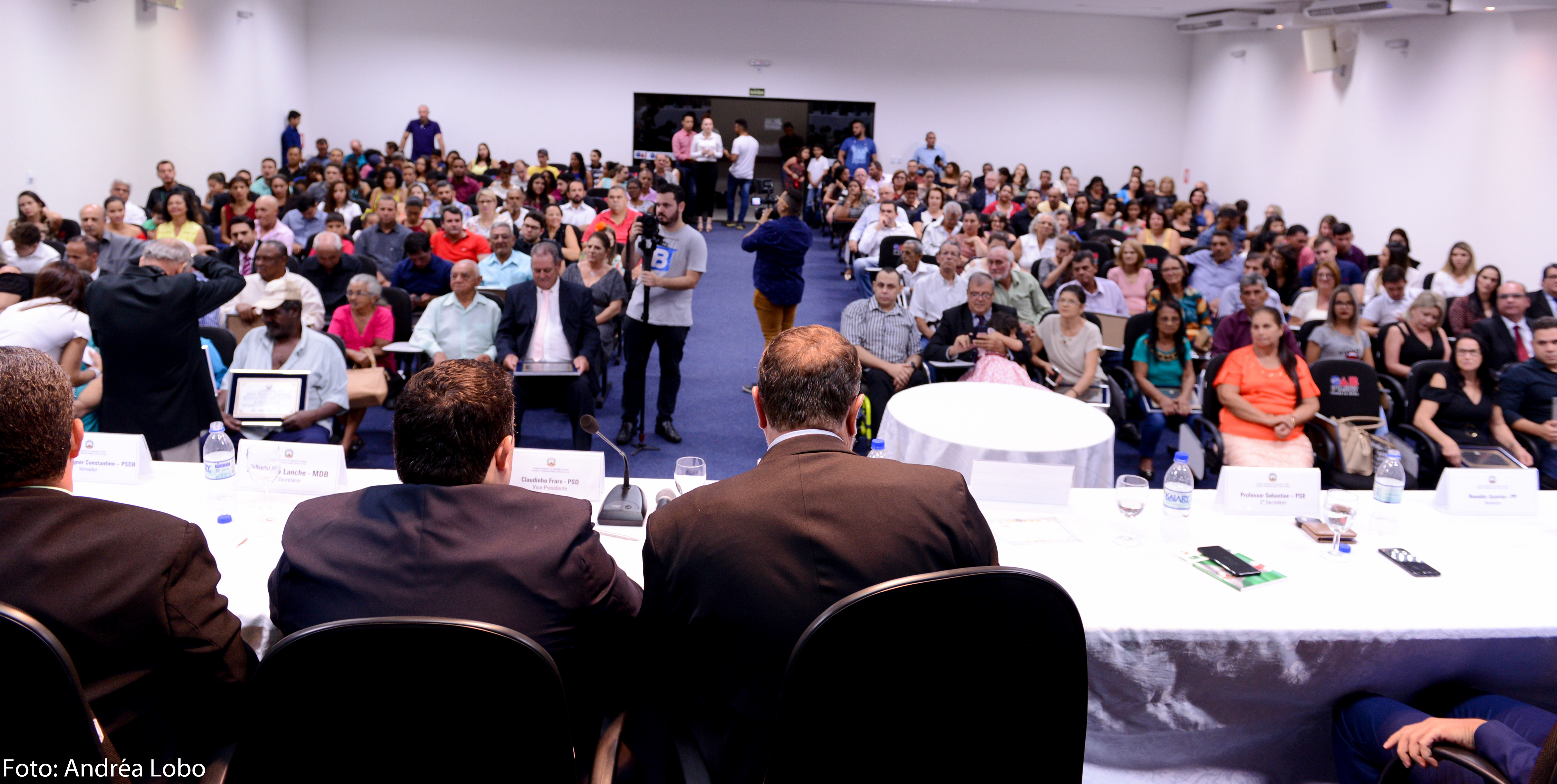 Comemorando 42 anos de Tangará, vereadores entregaram homenagens