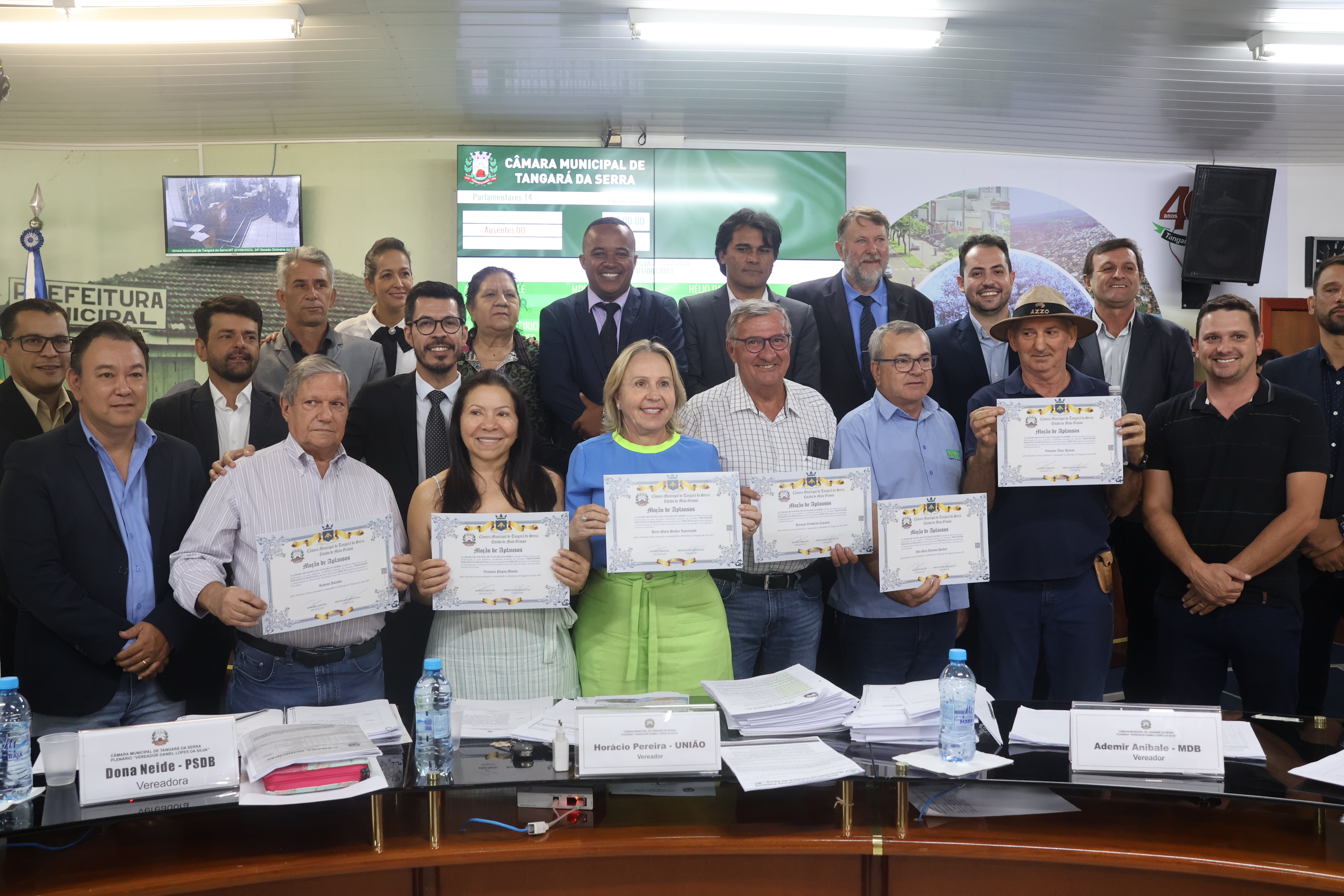 Diretoria do Lar do Idoso recebe moção de aplausos por serviços prestados à comunidade