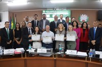 Dirigentes da Associação Nosso Lar Casa do Idoso, são homenageados 