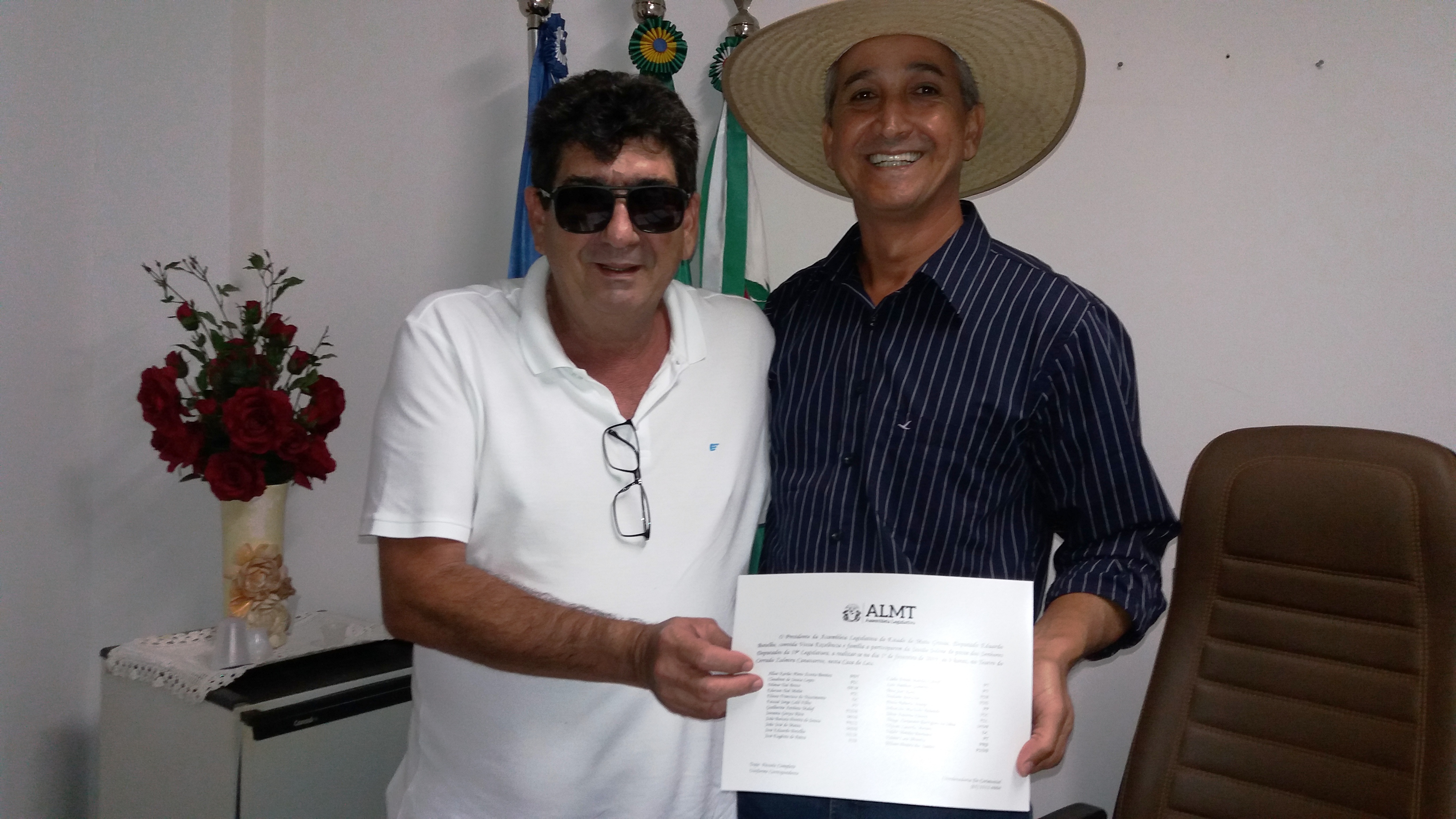 Doutor João convida Câmara para posse na ALMT