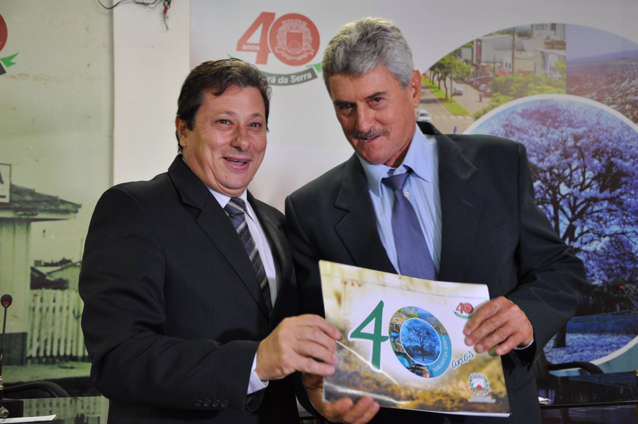 Ex-prefeitos são homenageados pelos vereadores