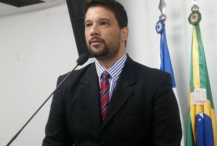 Fabão defende concessão de terminal rodoviário