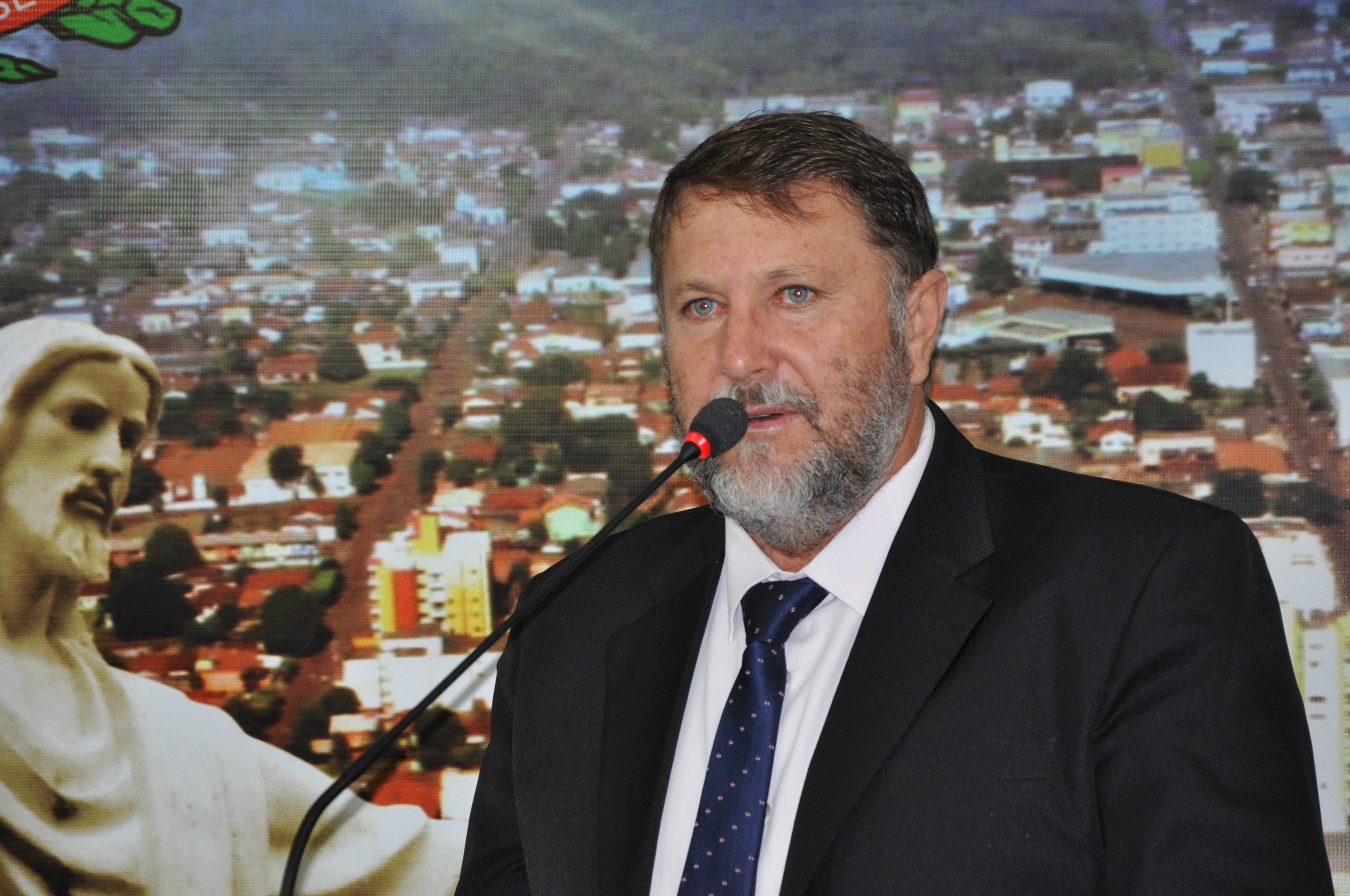 Hélio da Nazaré defende aprovação de área para o Sindicato dos Professores