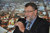 Hélio da Nazaré solicita do Estado ampliação da Vacinação contra gripe em Tangará