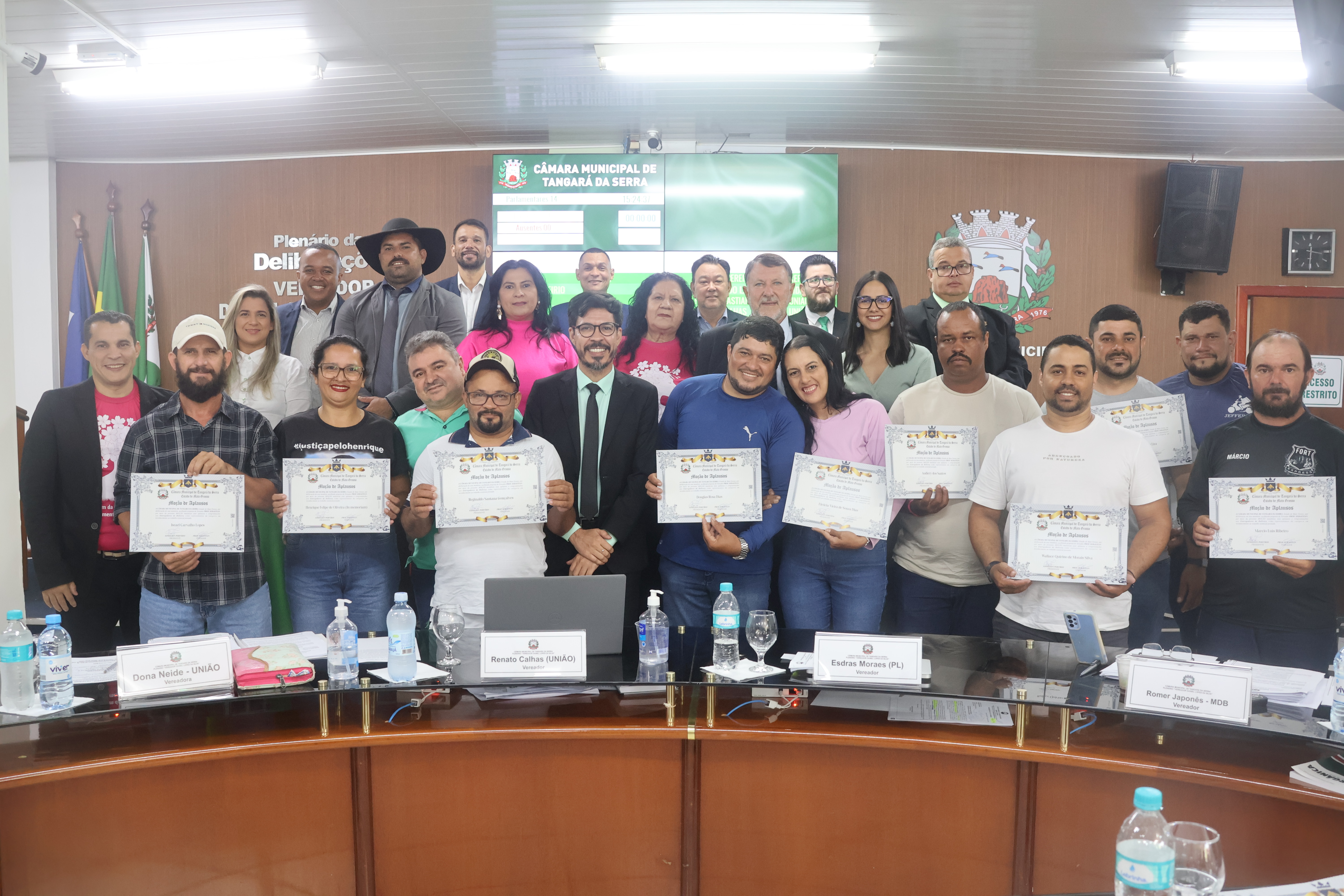 MOÇÃO DE APLAUSOS: entregadores de Delivery são homenageados pelo Legislativo