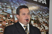 Niltinho critica Saúde e cobra medidas urgentes por parte do secretário