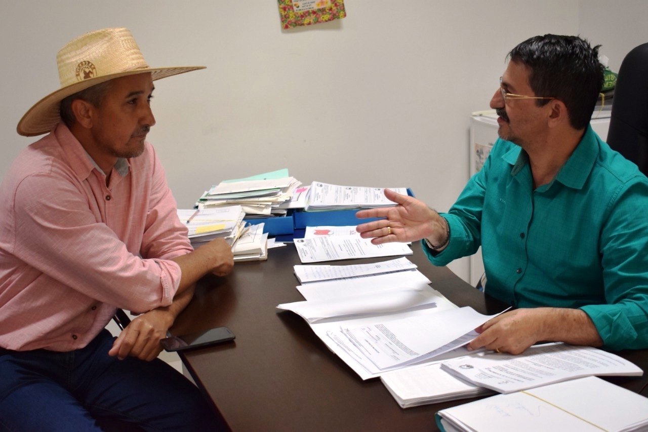 Presidente da Câmara faz visita ao prefeito