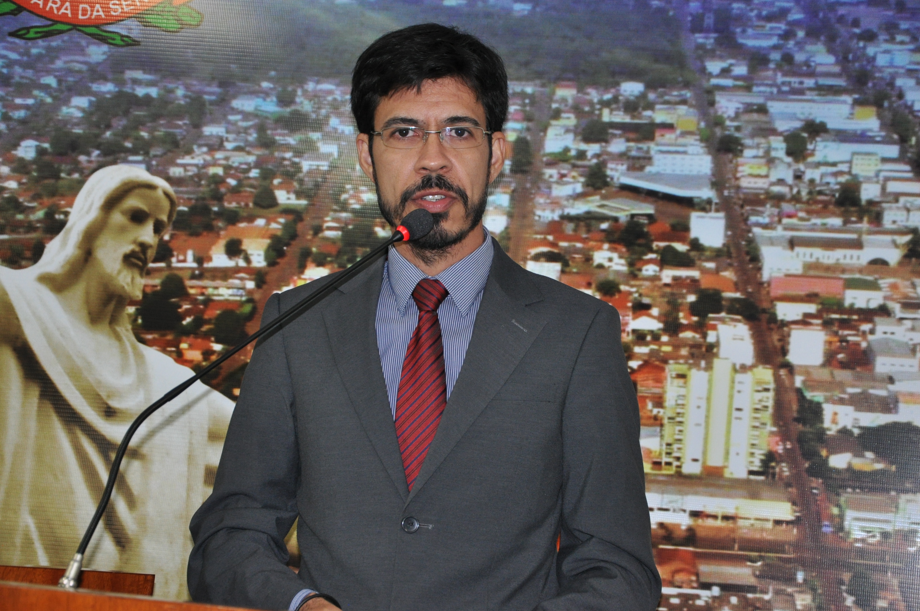 Professor Sebastian pede investimentos do Estado na Segurança Pública em Tangará