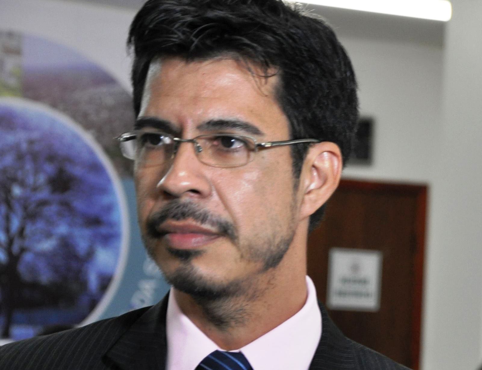 Professor Sebastian volta a cobrar ação do Estado para preservar Casa de Rondon