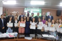 Profissionais da ADIN são homenageados pelo Legislativo Municipal com Moção de Aplausos