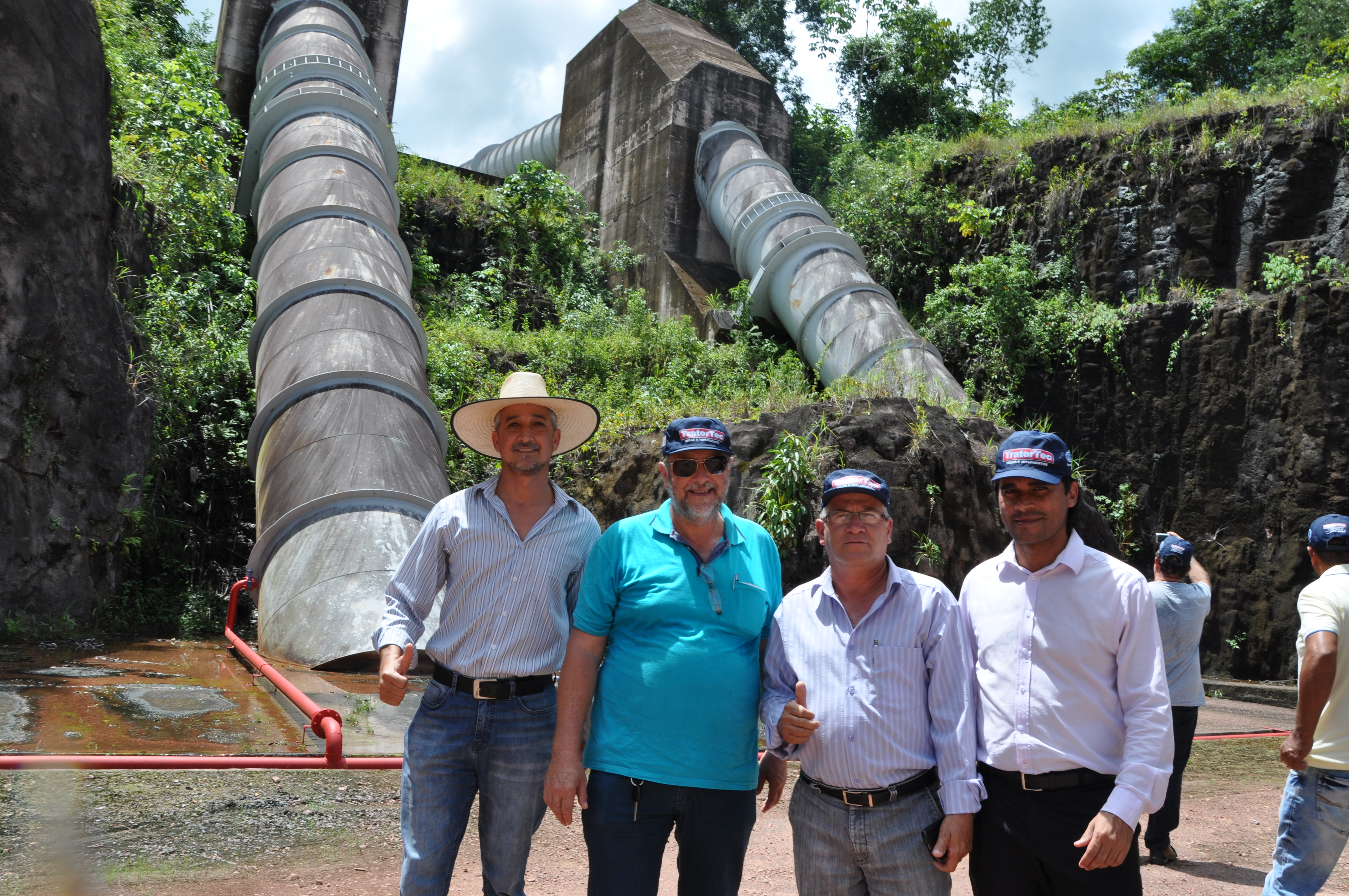 Quintão, Hélio, Zedeca e Rogério conhecem projetos de PCHs da Brennand em Tangará