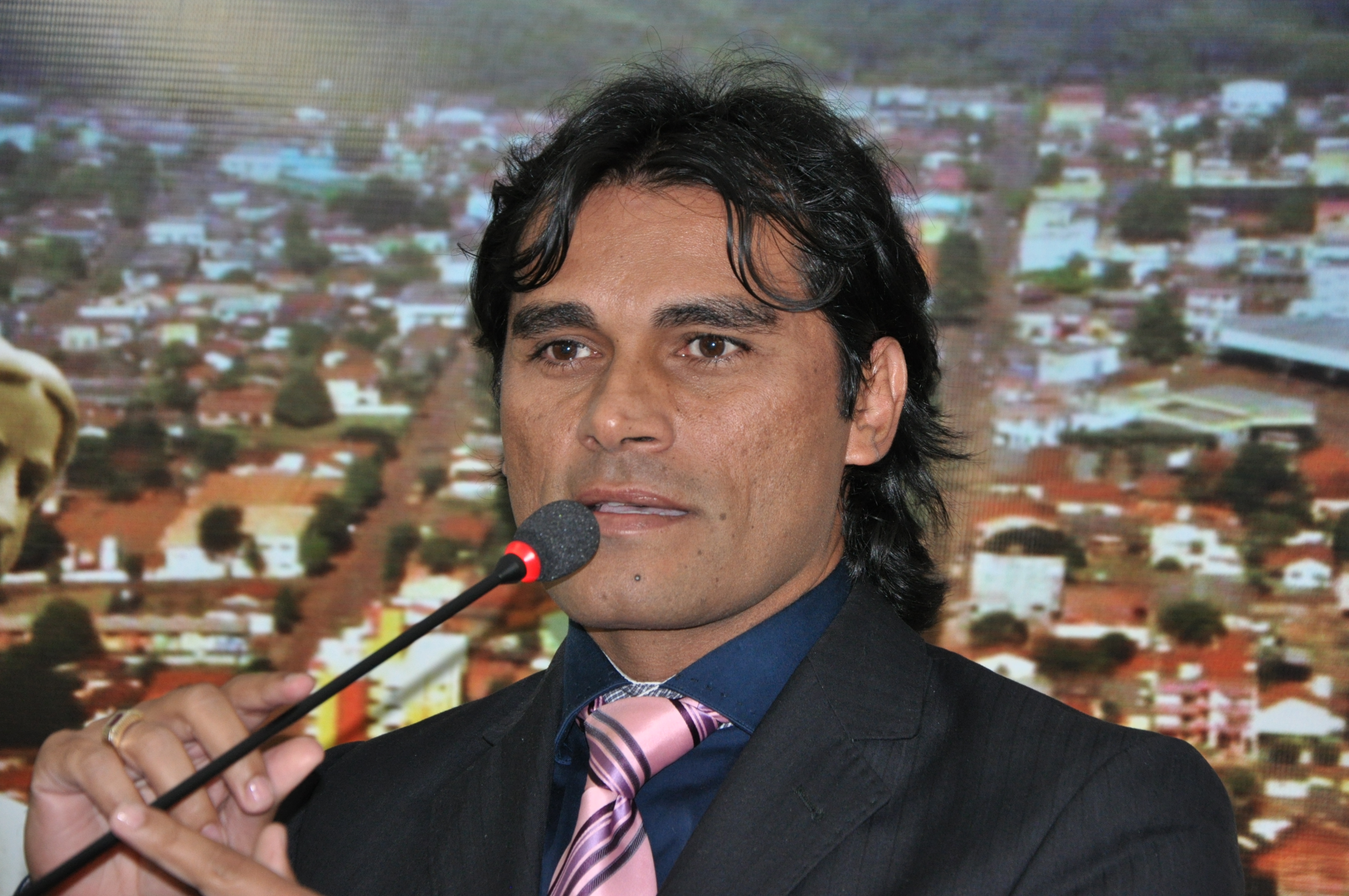 Rogério Silva se empenha por instalação de campus da UFMT em Tangará