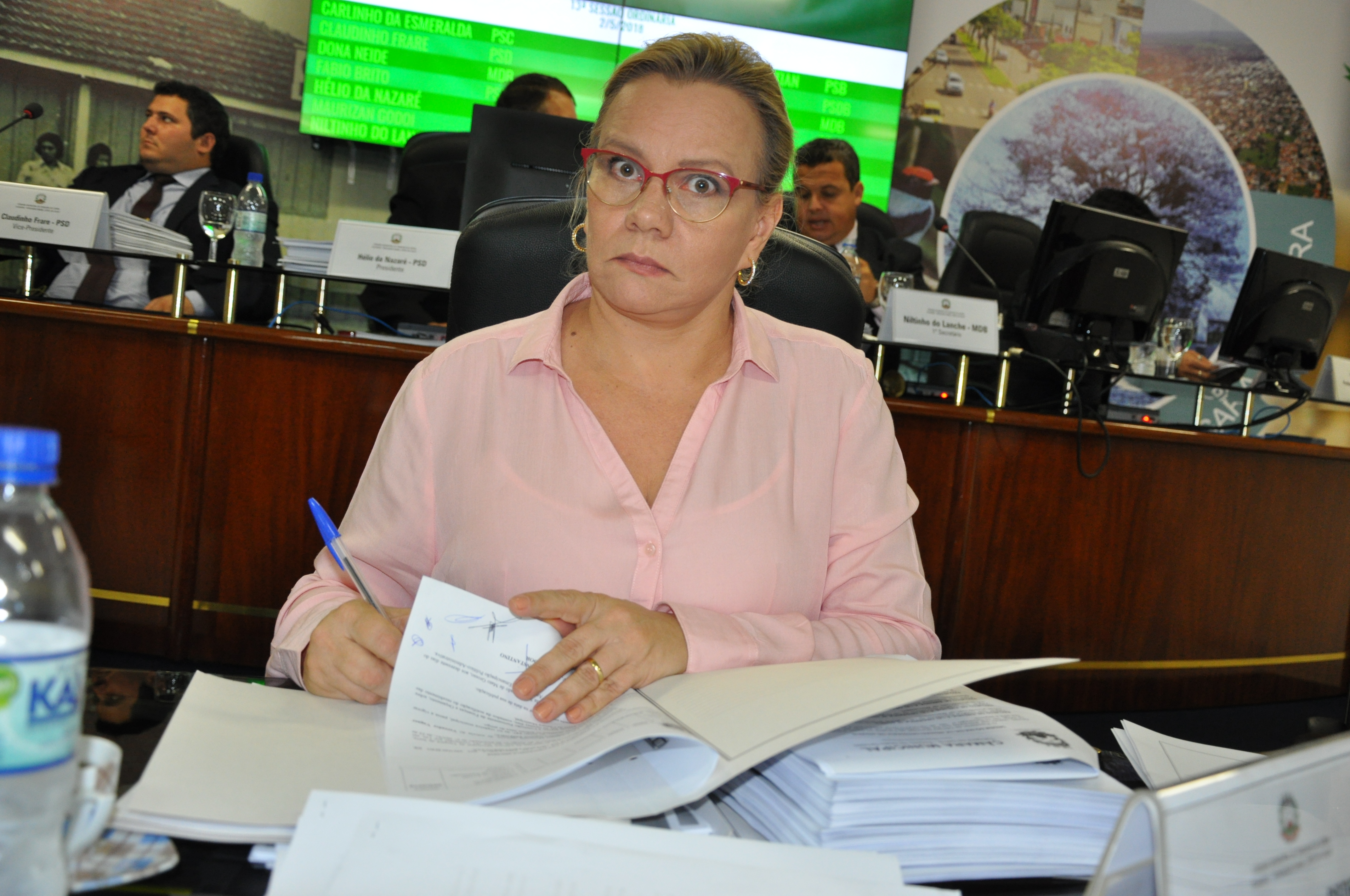 Sandra Garcia cobra construção de Capela Municipal
