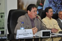 Sommavilla inova e vai discutir orçamento da Câmara com vereadores e servidores