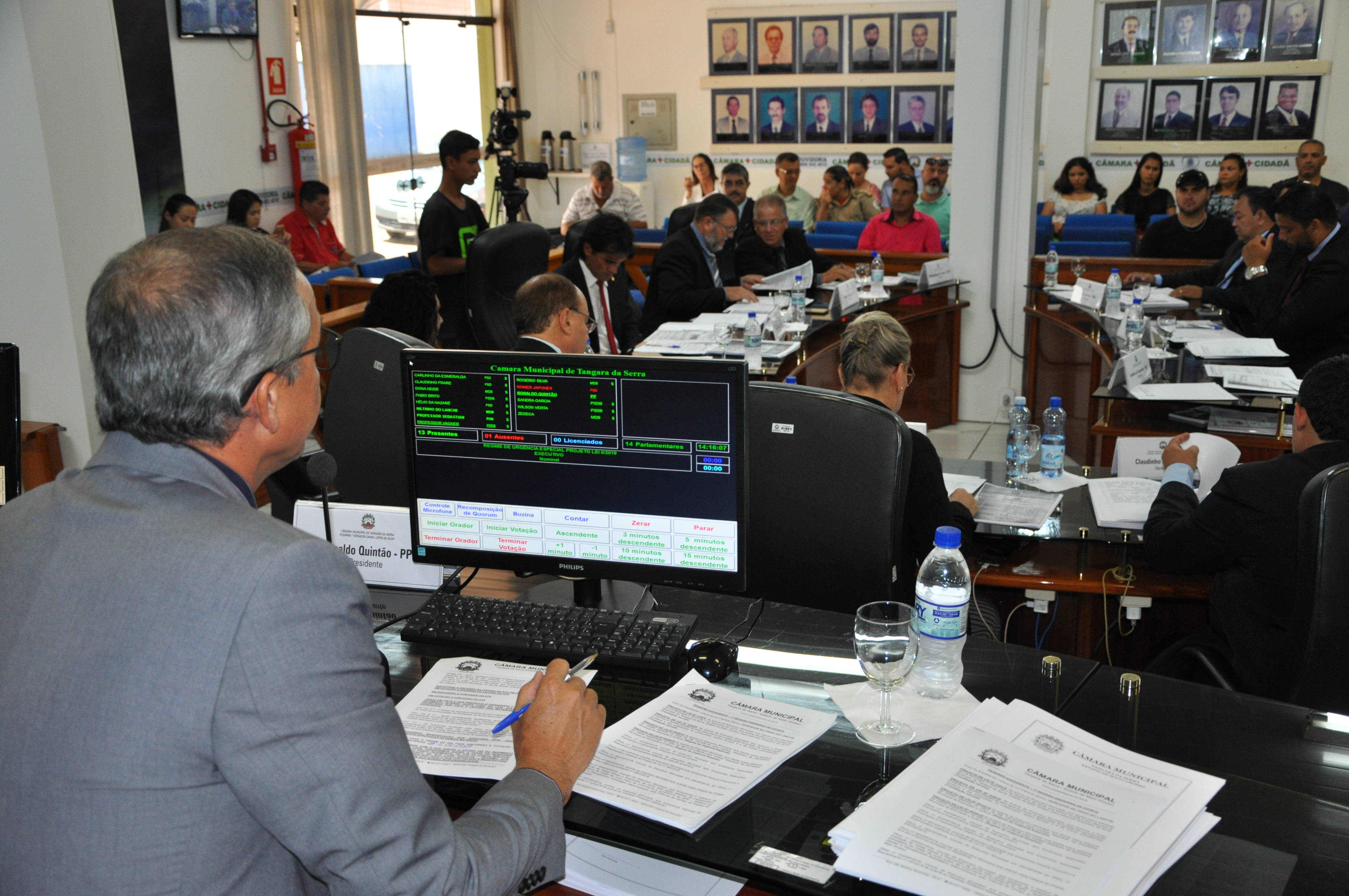 Três projetos são aprovados na primeira sessão de 2019