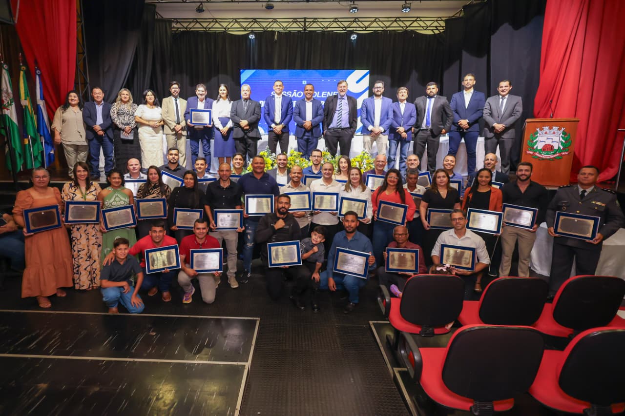 Valorização e reconhecimento marcam solenidade em homenagem aos servidores públicos