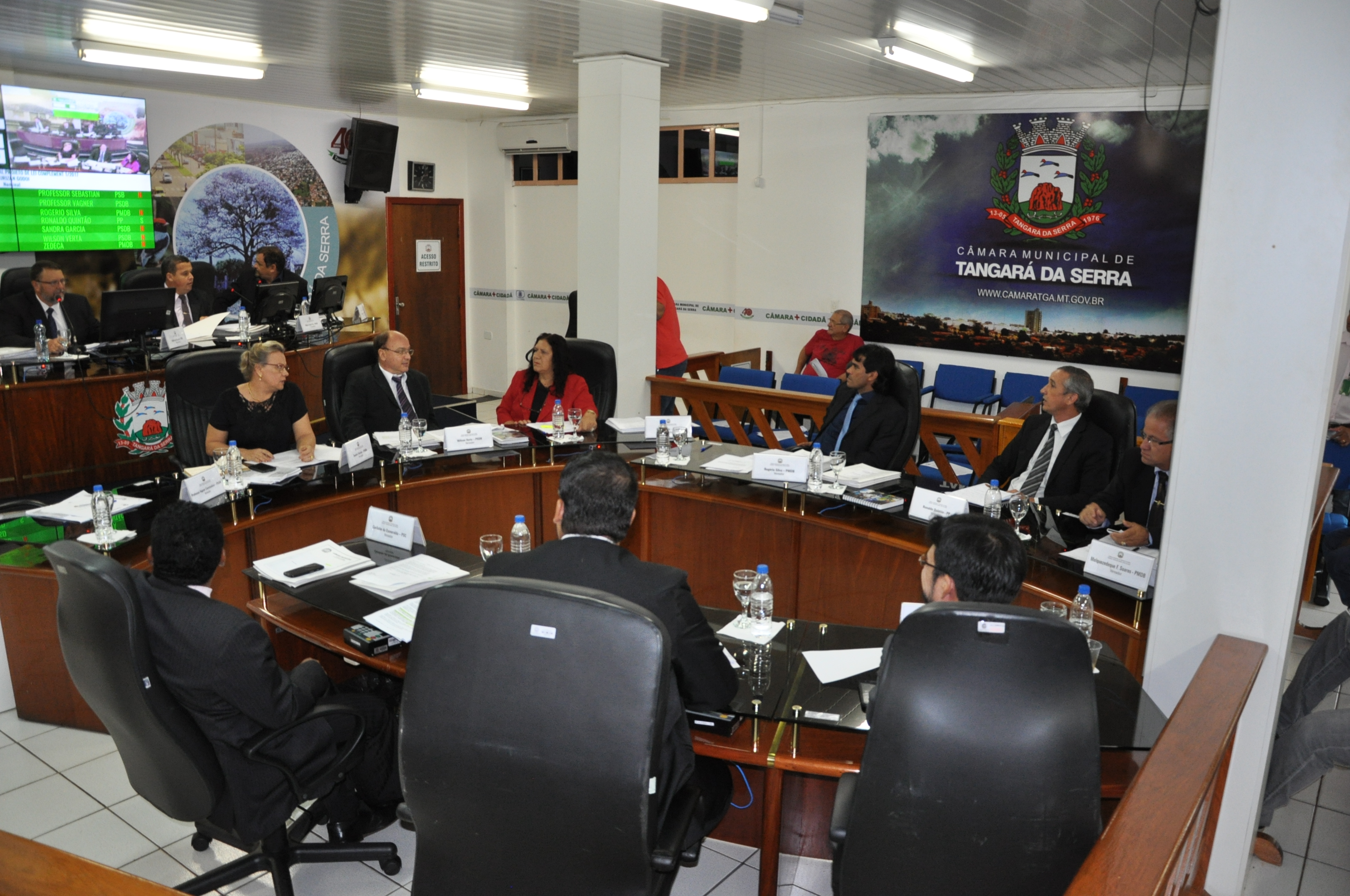 Vereadores votam hoje projeto que disciplina guarda de documentos públicos