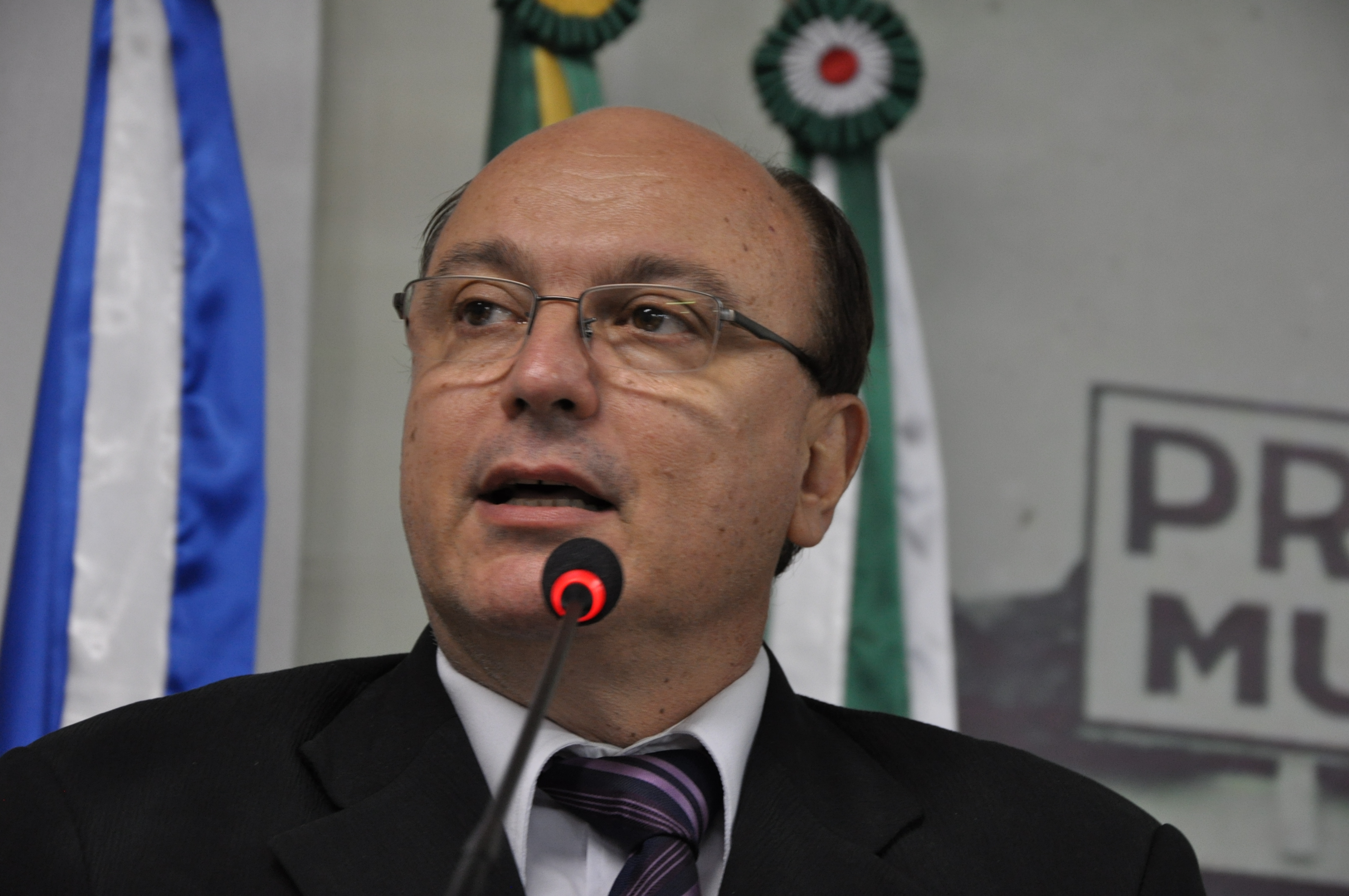 Wilson Verta sugere construção de praças no Barcelona e Jardim Aeroporto