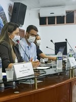 IPTU e Taxa de Abate são discutidos em reunião entre os vereadores e representante do Executivo  