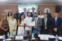 Legislativo concede Moção de Aplausos ao atleta Ricardo Ryller por trajetória no futebol profissional