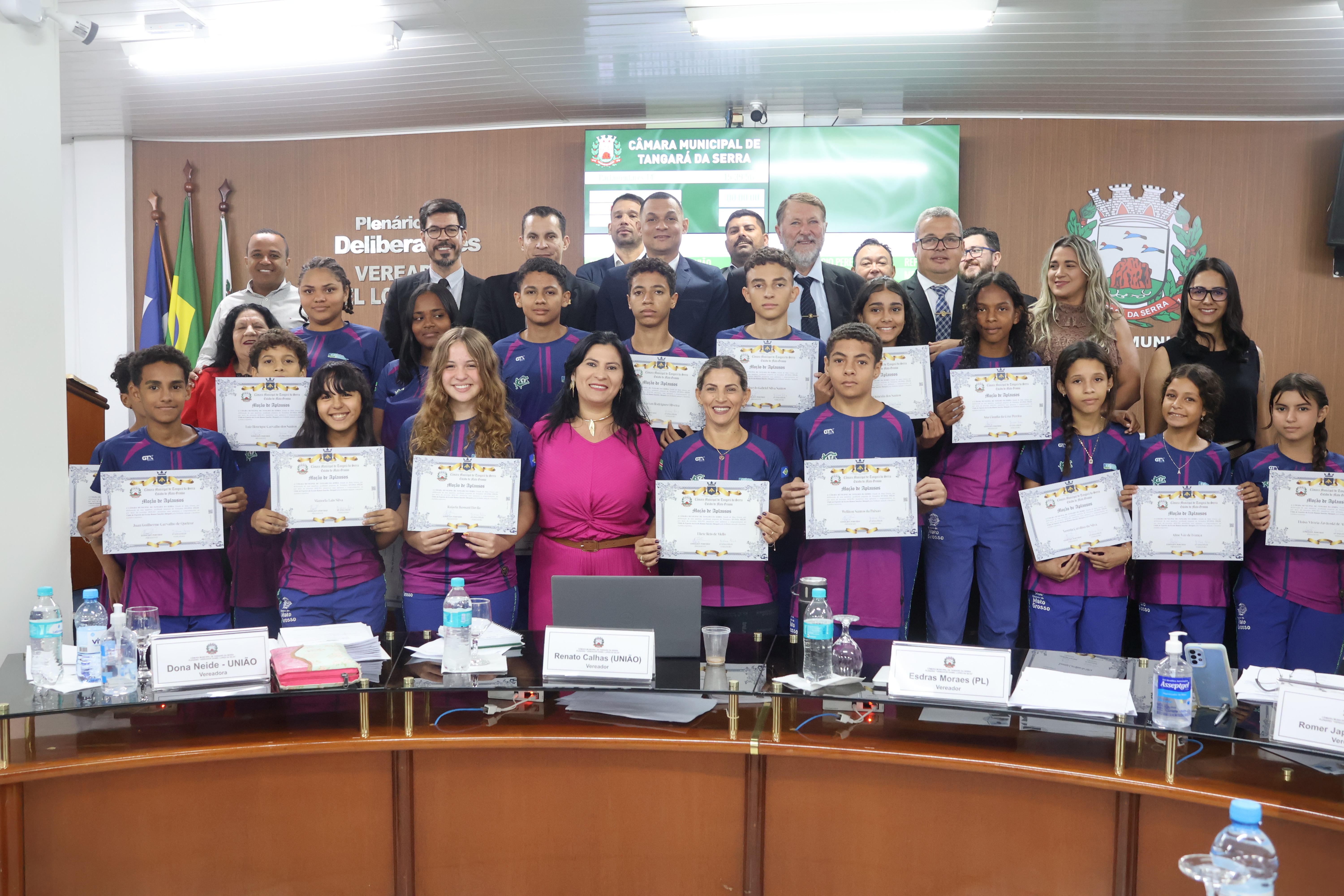 Moção: Escola Ramons Sanches é reconhecida por fortalecer o esporte estudantil