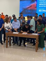 Parlamentares participam de agenda do Governo e reforçam compromisso com o desenvolvimento regional
